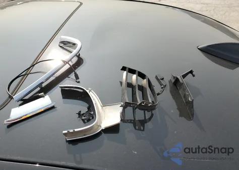 2013 BMW 328 Xi z USA, uszkodzony, nr VIN WBA3B3G54DNR80705